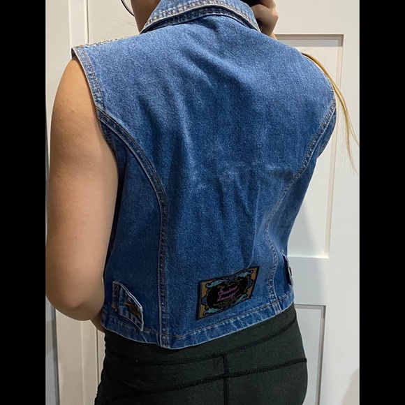 Blue sleeveless denim jacket - Picture 2 of 4